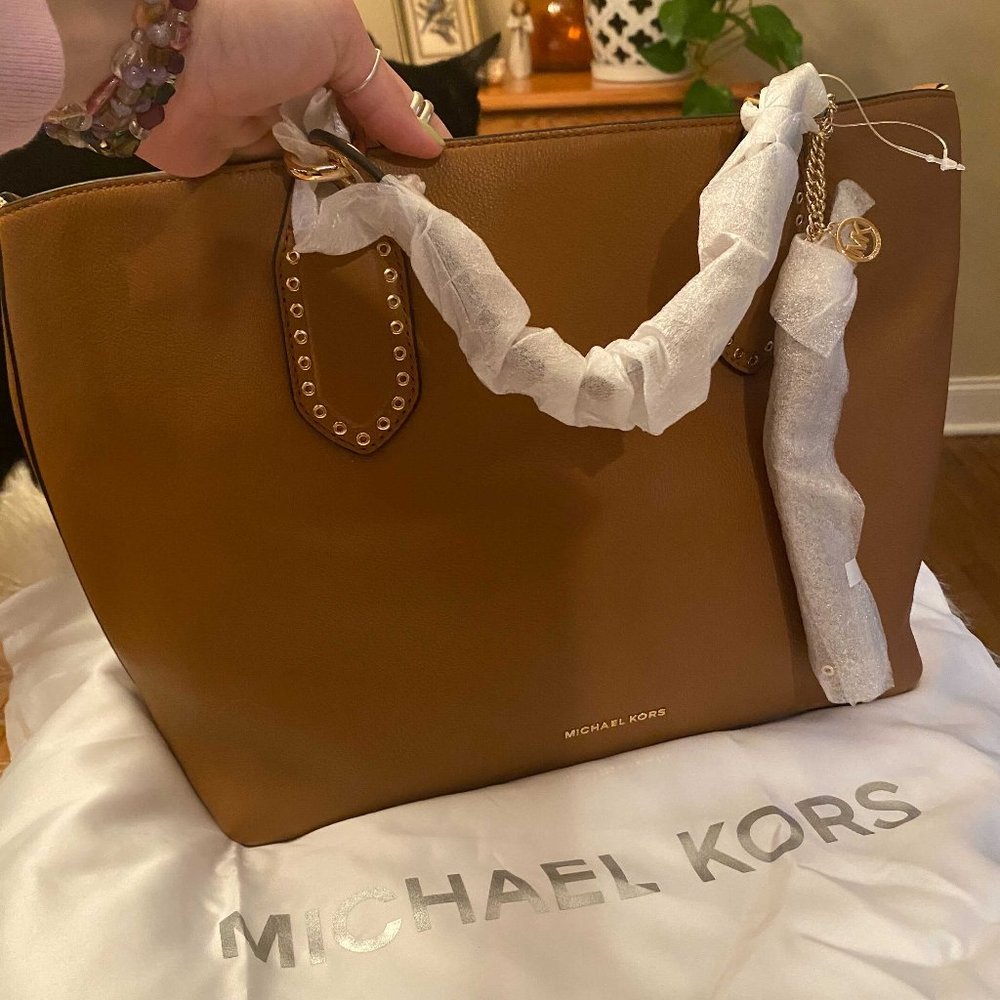 Brooklyn Large Leather Tote Handbag